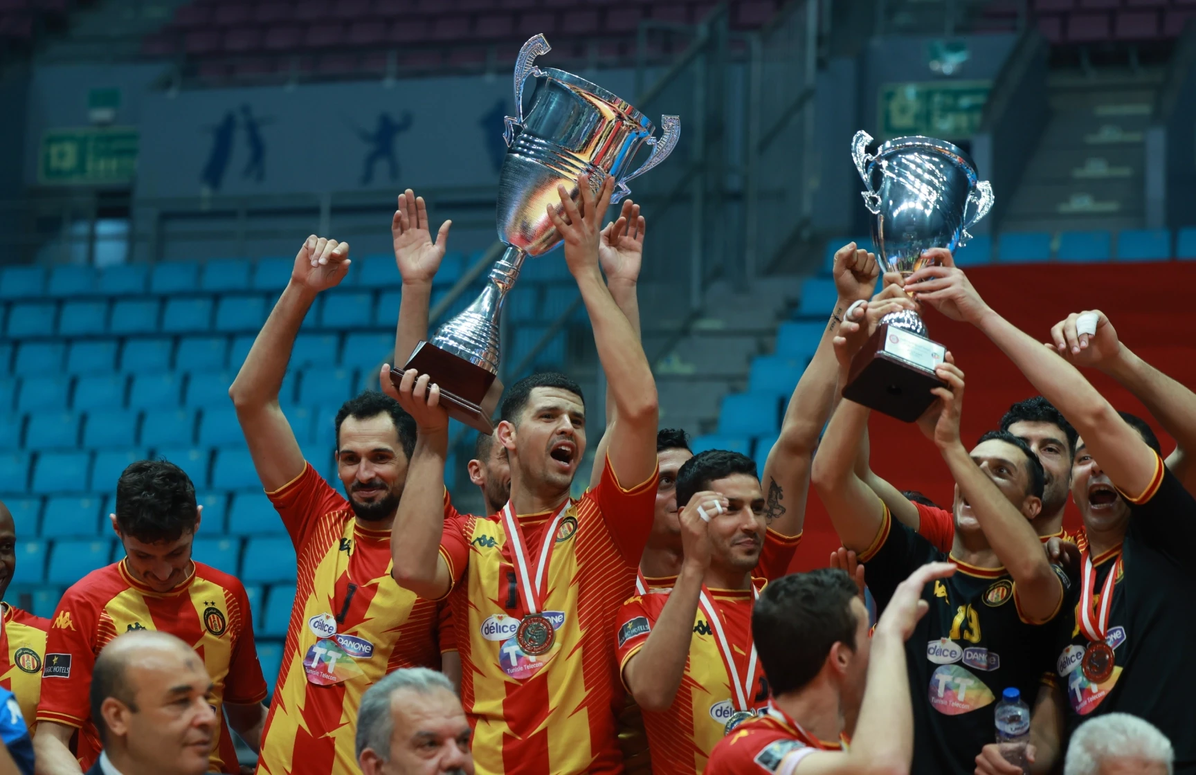 champion volley