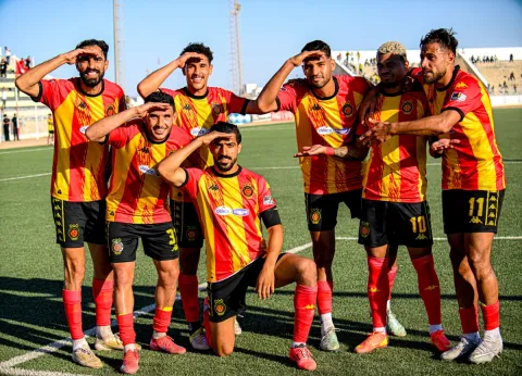 Espérance qualifié pour la finale